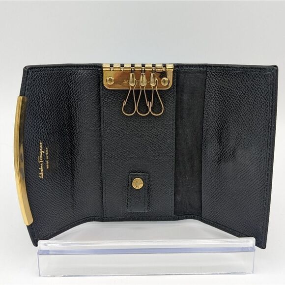 Salvatore Ferragamo Keyholder - Picture 2 of 3